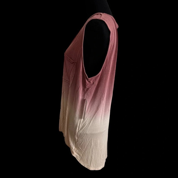 NWT Venus Size 1X Rose Pink Ombre Dip Dye V Neck Tank Top Drapey stretchy Pocket - Picture 2 of 5